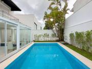 Casa com 4 dormitórios à venda, 330 m² por R$...