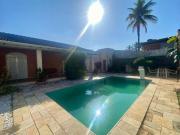 Casa com 4 dormitórios à venda, 337 m² por R$...
