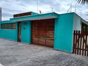 Casa com 4 dormitórios à venda, 340 m² por R$...