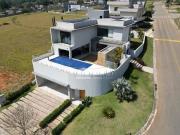 Casa com 4 dormitórios à venda, 340 m² por R$...