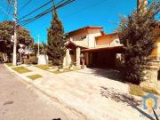 Casa com 4 dormitórios à venda, 341 m² por R$...