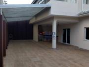 Casa com 4 dormitórios à venda, 341 m² por R$...