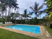 Casa com 4 dormitórios à venda, 345 m² por R$...