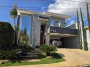Casa com 4 dormitórios à venda, 346 m² por R$ 2.100.000...