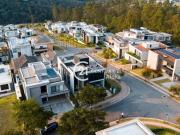 Casa com 4 dormitórios à venda, 347 m² por R$...