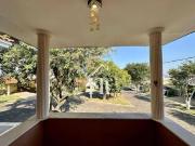 Casa com 4 dormitórios à venda, 348 m² por R$...