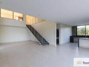 Casa com 4 dormitórios à venda, 349 m² por R$...