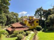Casa com 4 dormitórios à venda, 350 m² por R$...