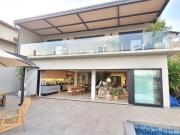 Casa com 4 dormitórios à venda, 350 m² por R$...