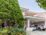 Casa com 4 dormitórios à venda, 350 m² por R$...