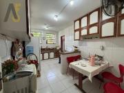 Casa com 4 dormitórios à venda, 351 m² por R$...