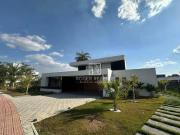 Casa com 4 dormitórios à venda, 351 m² por R$...