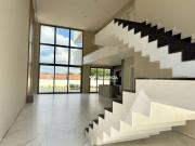 Casa com 4 dormitórios à venda, 352 m² por R$...