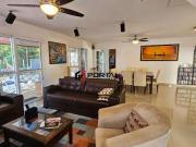 Casa com 4 dormitórios à venda, 357 m² por R$...