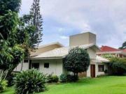 Casa com 4 dormitórios à venda, 357 m² por R$...