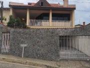 Casa com 4 dormitórios à venda, 357 m² por R$ 650.000,00...