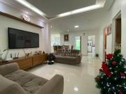 Casa com 4 dormitórios à venda, 360 m² por R$...