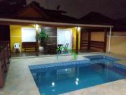 Casa com 4 dormitórios à venda, 360 m² por R$...