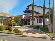 Casa com 4 dormitórios à venda, 360 m² por R$...