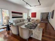 Casa com 4 dormitórios à venda, 360 m² por R$...