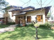 Casa com 4 dormitórios à venda, 360 m² por R$...