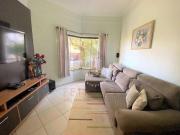 Casa com 4 dormitórios à venda, 365 m² por R$...