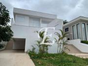 Casa com 4 dormitórios à venda, 365 m² por R$...