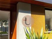 Casa com 4 dormitórios à venda, 367 m² por R$...