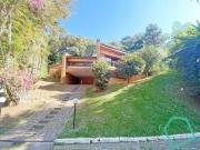 Casa com 4 dormitórios à venda, 368 m² por R$...