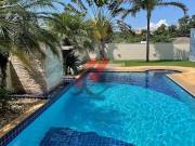 Casa com 4 dormitórios à venda, 370 m² por R$...