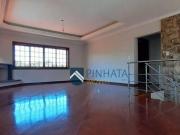 Casa com 4 dormitórios à venda, 376 m² por R$...