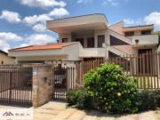 Casa com 4 dormitórios à venda, 377 m² por R$...