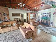 Casa com 4 dormitórios à venda, 378 m² por R$...