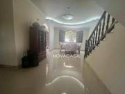 Casa com 4 dormitórios à venda, 380 m² por R$...