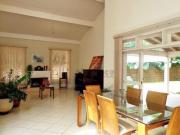 Casa com 4 dormitórios à venda, 380 m² por R$...