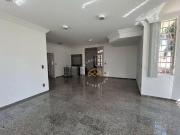 Casa com 4 dormitórios à venda, 380 m² por R$...