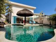 Casa com 4 dormitórios à venda, 380 m² por R$...