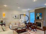 Casa com 4 dormitórios à venda, 384 m² por R$...