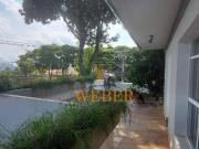 Casa com 4 dormitórios à venda, 390 m² por R$...