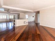 Casa com 4 dormitórios à venda, 390 m² por R$...