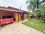 Casa com 4 dormitórios à venda, 395 m² por R$...