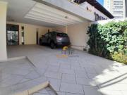 Casa com 4 dormitórios à venda, 400 m² por R$...