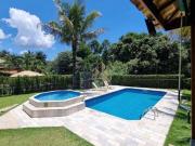 Casa com 4 dormitórios à venda, 400 m² por R$...