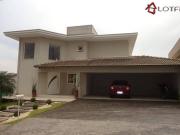 Casa com 4 dormitórios à venda, 400 m² por R$...