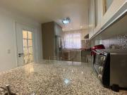 Casa com 4 dormitórios à venda, 400 m² por R$...