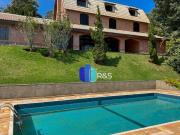 Casa com 4 dormitórios à venda, 400 m² por R$...