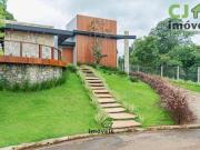 Casa com 4 dormitórios à venda, 400 m² por R$...