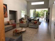 Casa com 4 dormitórios à venda, 400 m² por R$...