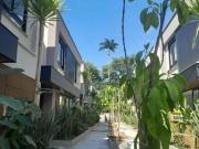 Casa com 4 dormitórios à venda, 400 m² por R$...