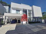 Casa com 4 dormitórios à venda, 400 m² por R$...